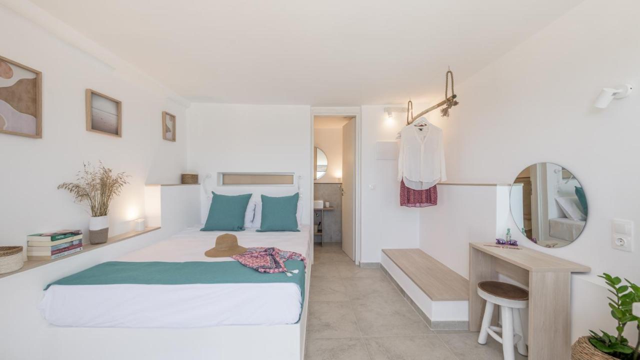 Polyegos View Hotel Pollonia ภายนอก รูปภาพ