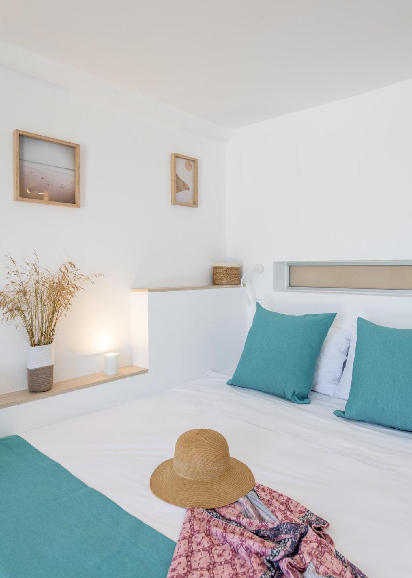 Polyegos View Hotel Pollonia ภายนอก รูปภาพ