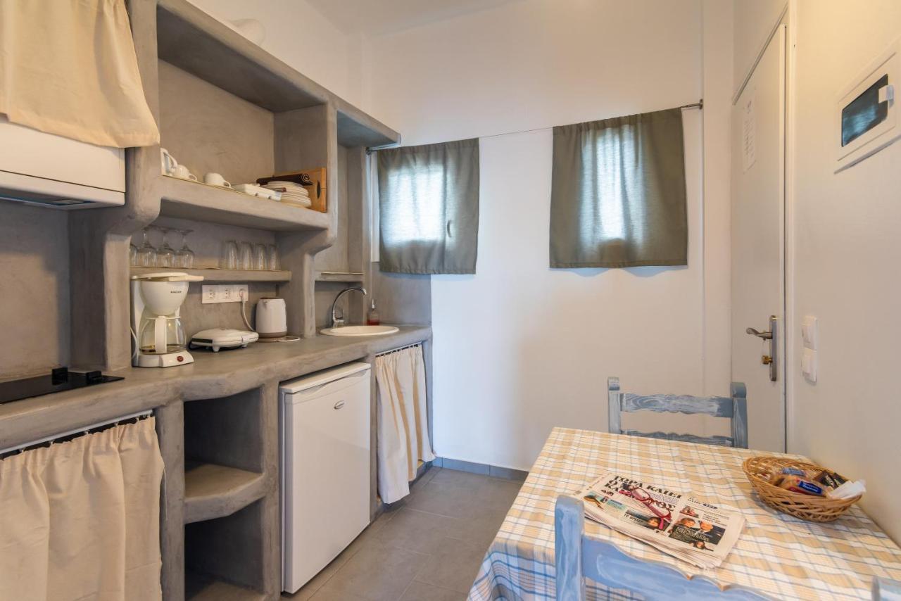 Polyegos View Hotel Pollonia ภายนอก รูปภาพ